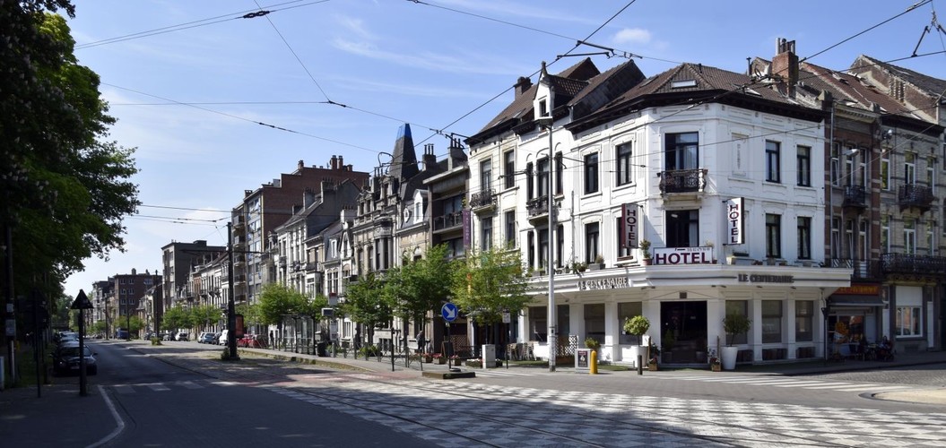 Avenue Jean Sobieski, vue depuis la place Saint-Lambert, ARCHistory / APEB, 2018