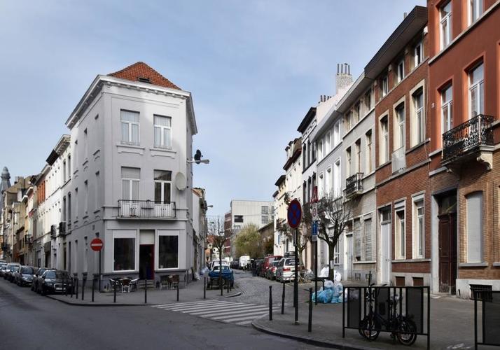 Rue Princesse Clémentine, vue depuis la rue du Champ de l’Église, 2017