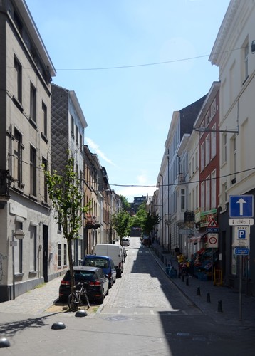 Rue de la Fraternité, vue depuis la rue de Brabant, 2014