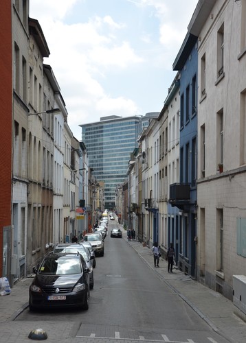 Rue Linné, vue depuis la rue Dupont, 2014