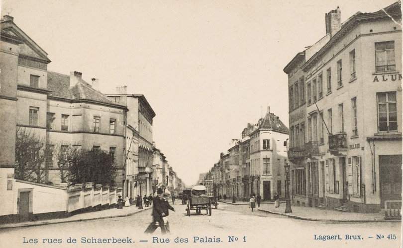 Rue des Palais, vue depuis la rue de la Poste (Collection Dexia Banque-ARB-RBC).