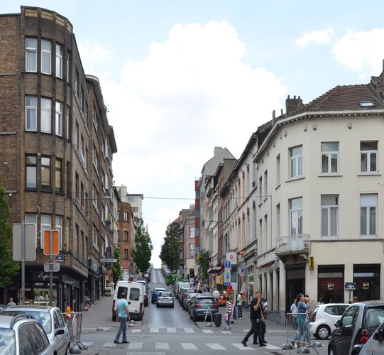 Rue Rogier, vue depuis la rue de Brabant vers l'avenue Rogier, 2014