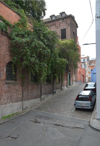 Petite rue des Secours, vue depuis la rue de la Chaumière, 2014