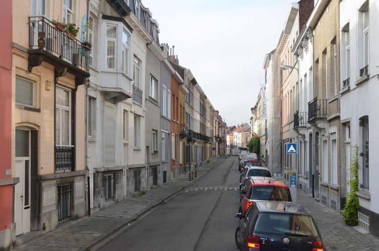 Rue Vonck, vue vers la rue de la Consolation, 2014