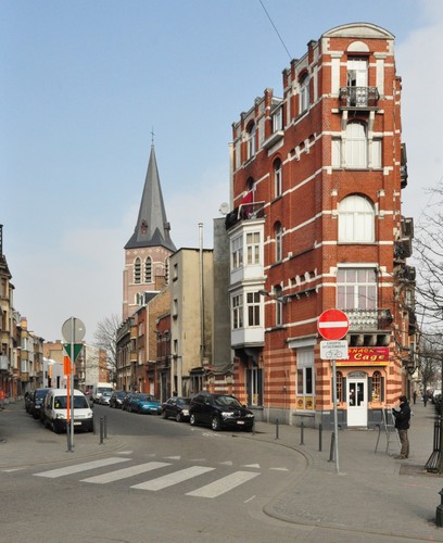 Rue d'Anethan, vue depuis la place Eugène Verboekhoven, 2013