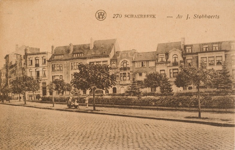 Avenue Jan Stobbaerts, enfilade faisant face au square Prévost-Delaunay (Collection Dexia Banque-ARB-RBC).
