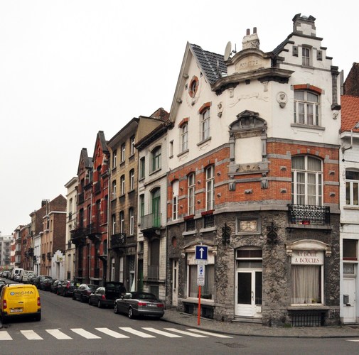 Rue Jacques Jansen, vue du côté pair vers la Grande rue au Bois, 2012