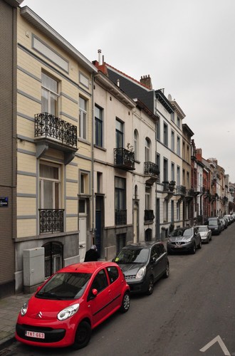 Rue Léon Mignon, vue du côté pair depuis la rue Thomas Vinçotte, 2012