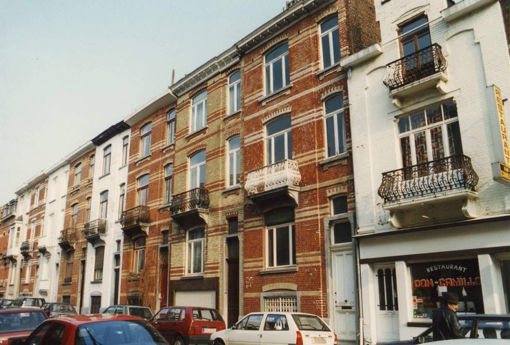 Charles De Grouxstraat, huizenrij onpare zijde, 1994