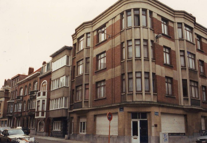Rue de Haerne 87 à 99 à la hauteur du carrefour avec la rue Philippe Baucq, 1993