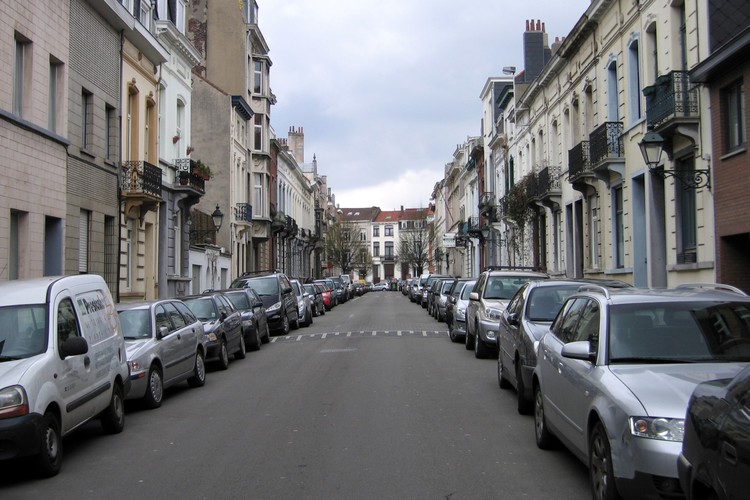 Rue Fétis, vue vers l'avenue d'Auderghem, 2007