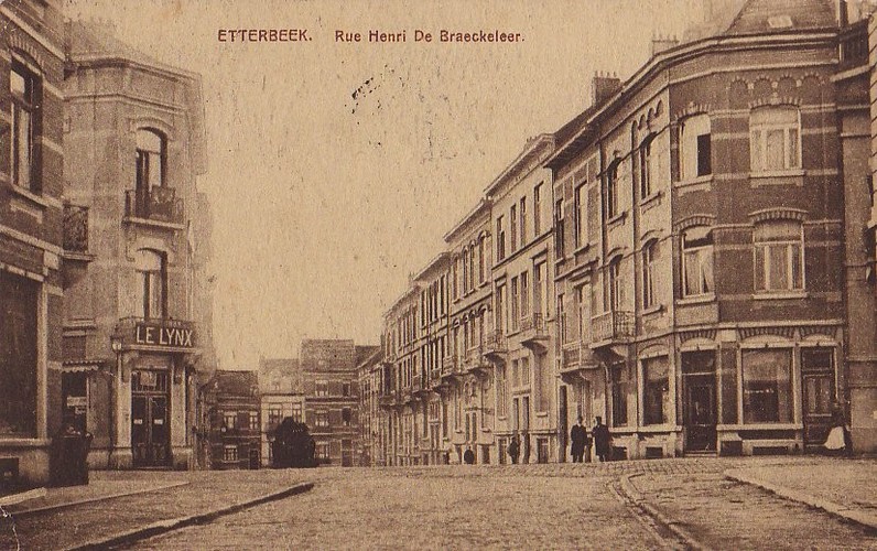 Rue Henri de Braeckeleer, vue vers la rue Charles De Groux depuis le carrefour avec la rue de Linthout, cachet de la poste de 1912 (Collection de Dexia Banque)