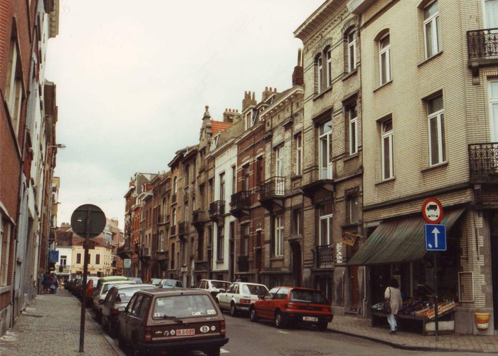 Rue Nothomb, côté pair: l'îlot entre La Chasse et la rue de Chambéry, 1994
