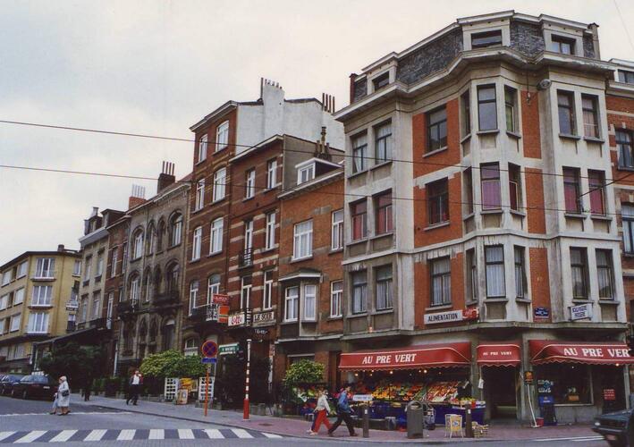 Avenue du Onze Novembre, côté impair: l'îlot entre l'avenue de la Chasse et la rue des Cultivateurs, 1993