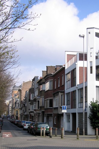 Rue Père de Deken, vue vers l'avenue de Tervueren, 2007