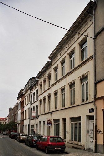 Rue du Conseil, enfilade d’immeubles (côté impair), 2009