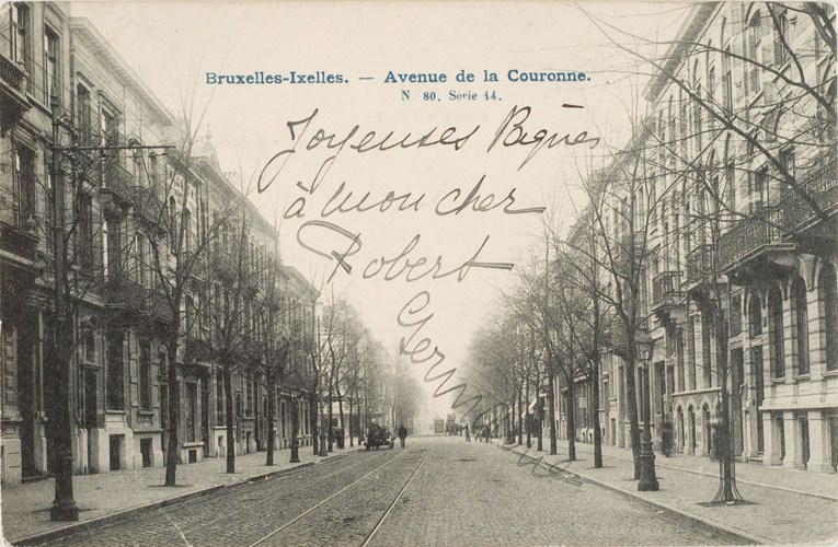 Avenue de la Couronne, à hauteur du n° 130 (à droite), vers 1900 (Collection cartes postales Dexia Banque).