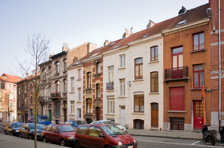 Rue des Deux Ponts 6 à 18, ensemble de maisons bourgeoises et ouvrières, architecte Joseph Dierickx, 1906-1907,, 2012