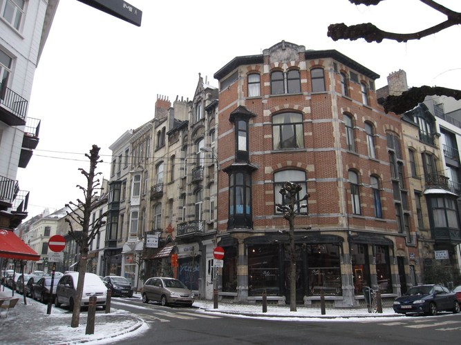 Ernest Solvaystraat, gebouwen door architect E. Blérot, 2010