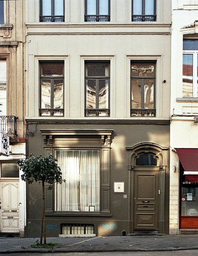 Rue Lesbroussart 120 (photo 2009).
