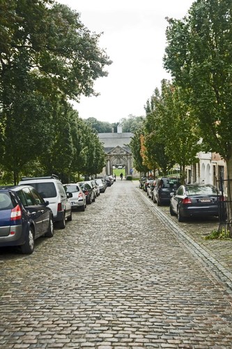 Munsterstraat, richting toegang Terkamerenabdij, 2010