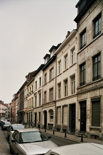 Rue de Naples, enfilade d’immeubles (côté pair), 2008