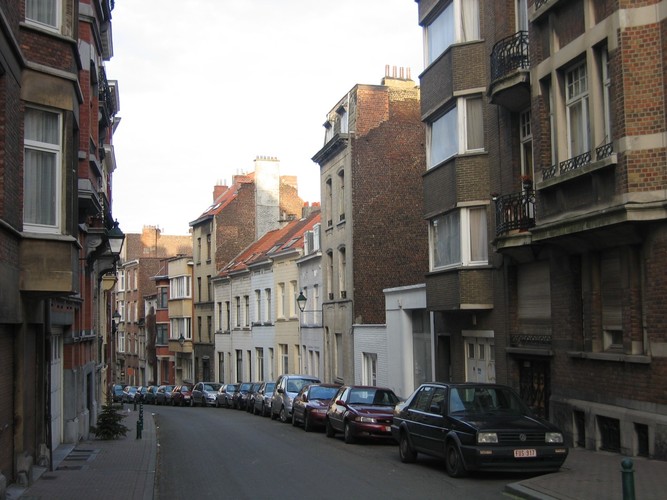 Rue Garibaldi, vue depuis la rue de Savoie vers l'avenue des Villas, 2004