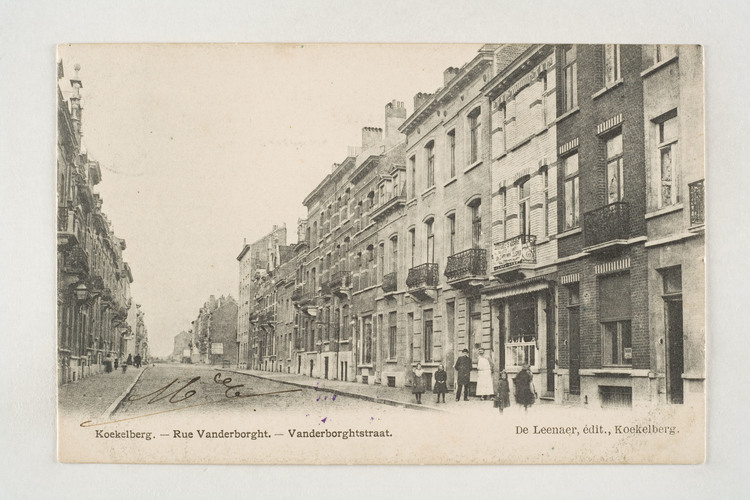 Vue de la rue Vanderborght vers l'avenue Broustin à Jette, Collection Dexia Banque-ARB_RBC