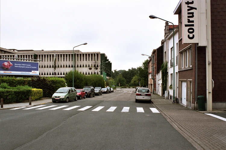 Rue Pierre De Cock, vue vers le boulevard de la Woluwe, 2005