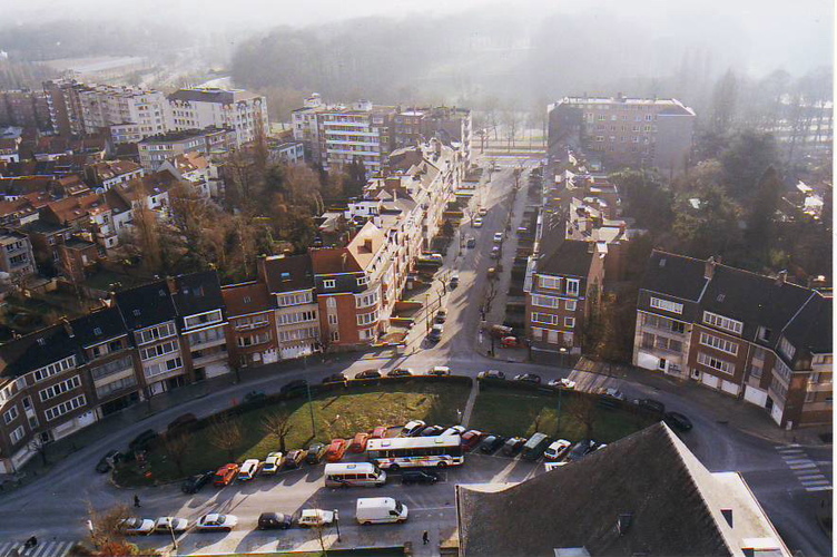 De Don Boscolaan vanuit de toren van het gemeentehuis (foto 2003).