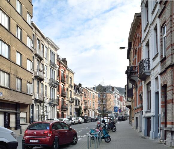 Rue des Glands, vue d’ensemble depuis son intersection avec le boulevard Van Haelen, 2019