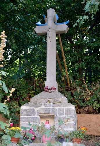 La Croix de pierre, fin du 15ème siècle (photo 2016).