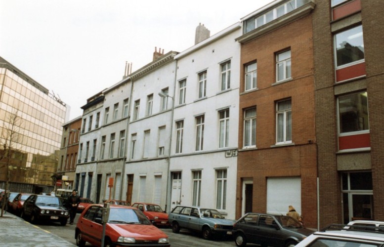 Rue de l'Alliance, enfilade côté pair (photo 1993-1995)