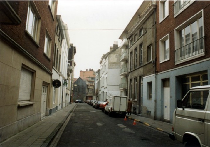 Karel VI-straat richting Sint-Jooststraat (foto 1993-1995)