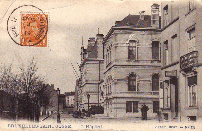 Voormalig hospitaal van Sint-Joost (afgebroken), afgestempeld op 1919 (Verzameling postkaarten Dexia Bank).