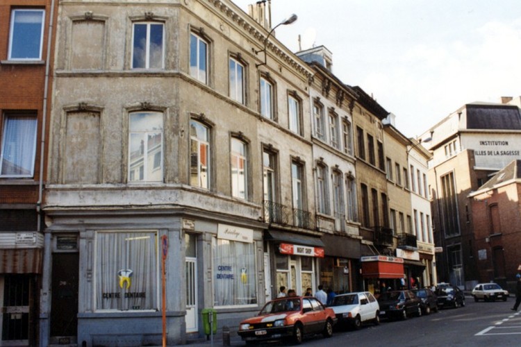 Place Houwaert 1 à 5, front ouest (photo 1993-1995)