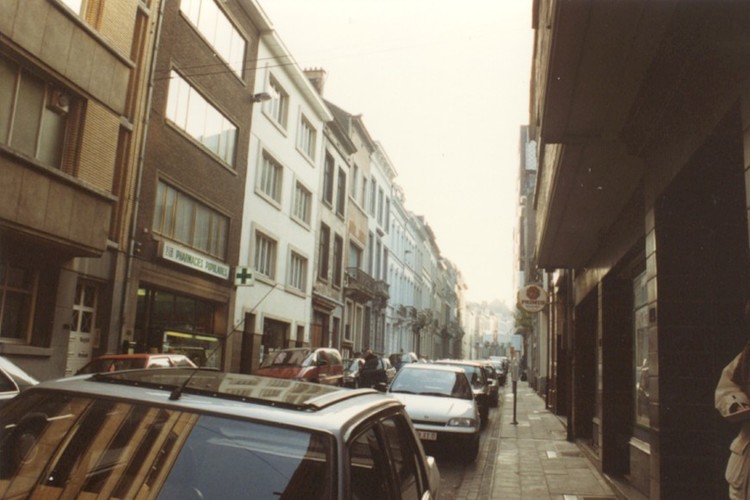 Rue Marie-Thérèse, vue en direction de la rue Joseph II (commune de Bruxelles) (photo 1993-1995)