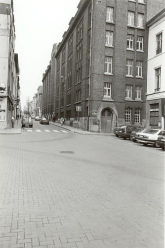 Dwarsstraat vanuit Koningsstraat (foto 1993-1995)