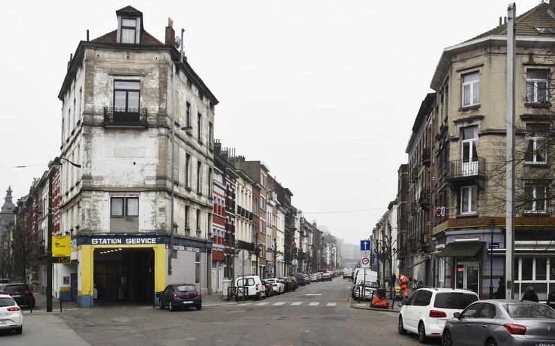 Rue de l’Instruction, vue depuis la chaussée de Mons, (© ARCHistory, 2019)