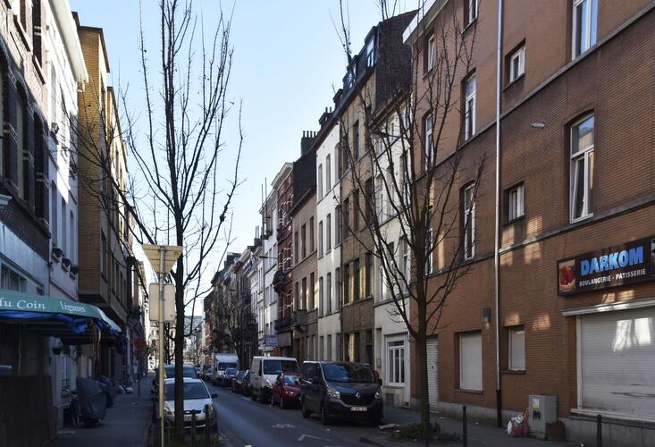 Raphaëlstraat, onpare zijde vanuit de Bergense Steenweg, (© ARCHistory, 2019)