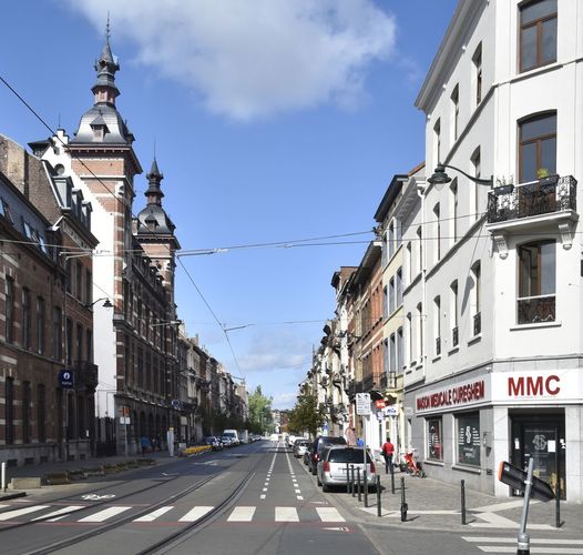 Rue Van Lint, vue depuis la place du Conseil, (© ARCHistory, 2019)