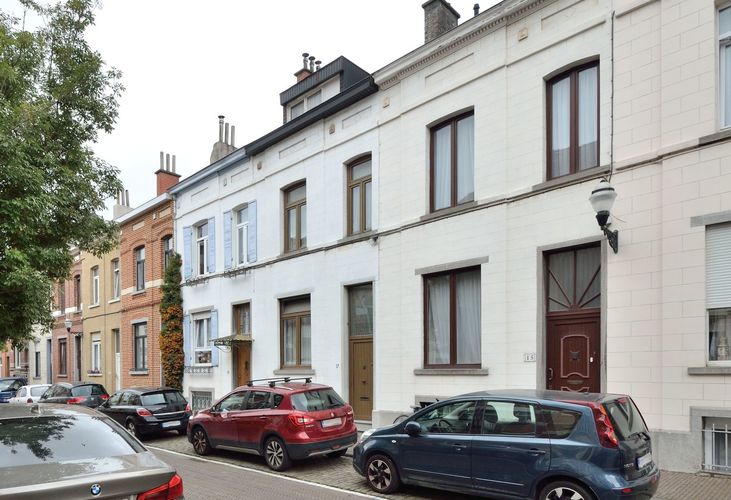 Zicht op de Vlamingenstraat en de enfilade neoclassicistische woningen nrs. 15 t.e.m. 29, 2023