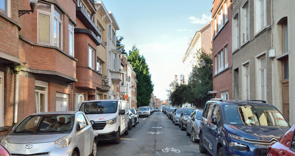 Rue Adolphe Vandenschrieck, vers la rue Henri Werrie, 2023