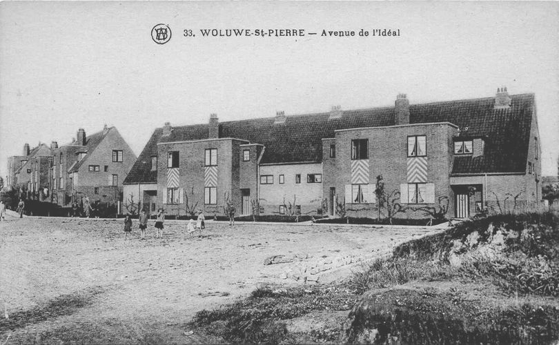 Ideaallaan 51 tot 57, huizen van arch. Antoine POMPE, gebouwd van 1922 tot 1926 (Verzameling postkaarten Daniel Frankignoul).