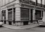 Boulevard Maurice Lemonnier 137-143, détail façades rue des Foulons 1-5, angle rue de la Caserne 50, 1979