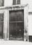 place du Nouveau Marché aux Grains 31-32. Ensemble de maisons néoclassiques, détail porche, 1979
