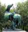 De paardentemmer door beeldhouwer Thomas VINÇOTTE, 1885, achteraanzicht, 2006