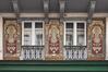 Rue Ernest Solvay 33-35-37 – 3-5 rue Longue Vie, sgraffites réalisés par Paul Cauchie, 2009 © bepictures / BRUNETTA V. – EBERLIN M., 2007