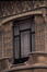 Rue Paul Lauters 47, détail de la fenêtre du deuxième étage, photo Bastin & Evrard © MRBC