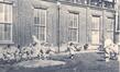 R. Guillaume Tell 58, façade côté sur de l' anc.crèche école-gardienne (archives de la crèche Jourdan, 1949)